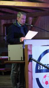 1. Kassierer Björn Ehler gibt einen Überblick der Finanzen